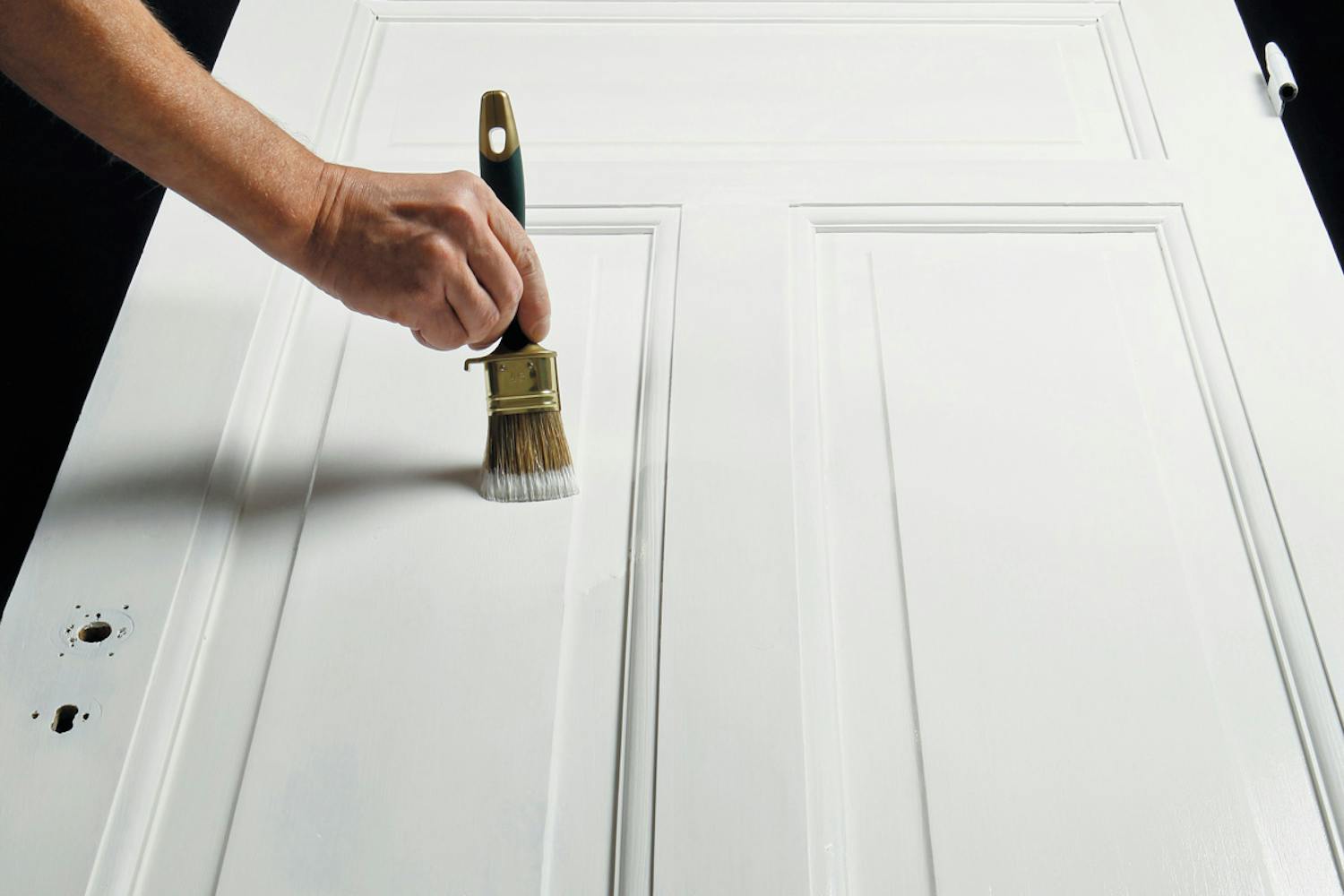 Penseln kan inte konkurrera med roller och färgspruta när det gäller tempo. Men sett till finishen är penseln en klar vinnare. Penseln kan inte konkurrera med roller och färgspruta när det gäller tempo. Men sett till finishen är penseln en klar vinnare.